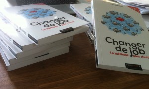 image-livres-sur-table